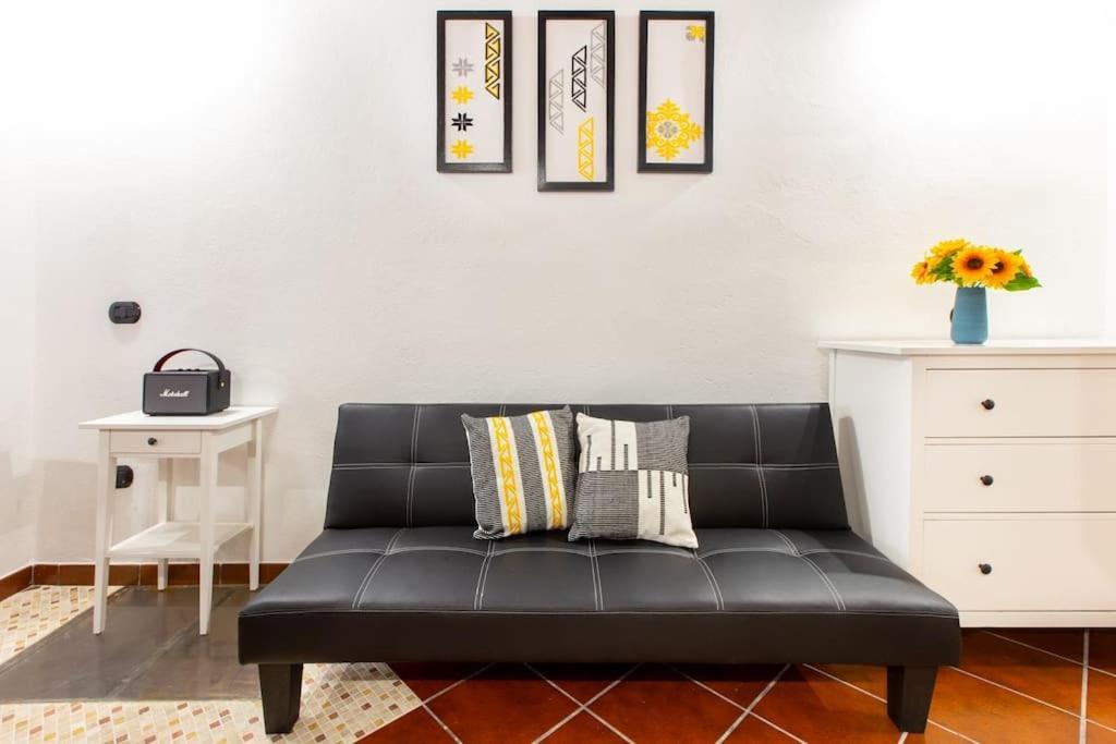 Holiday Home Il Portagioie Cagliari Luaran gambar