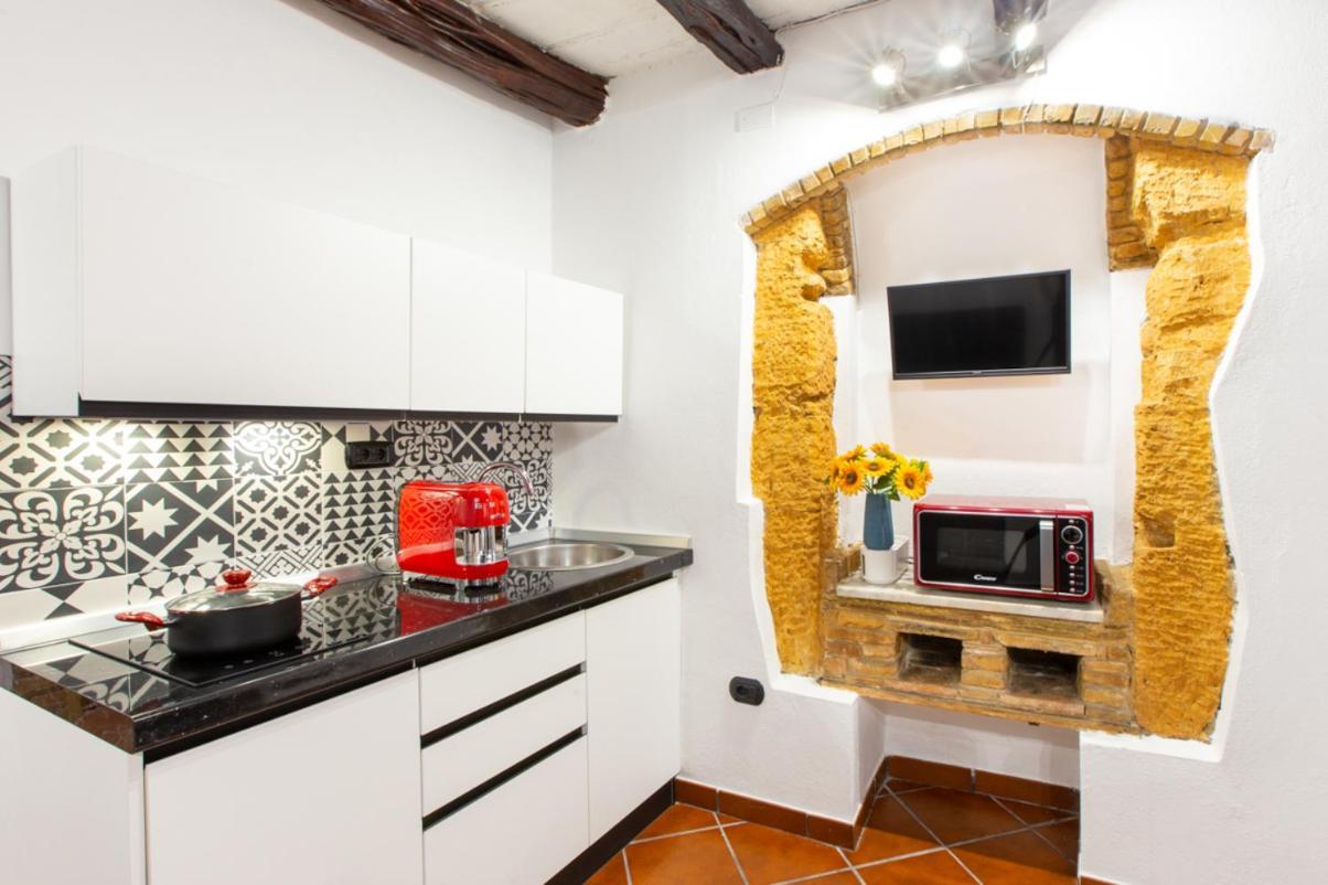 Holiday Home Il Portagioie Cagliari Luaran gambar